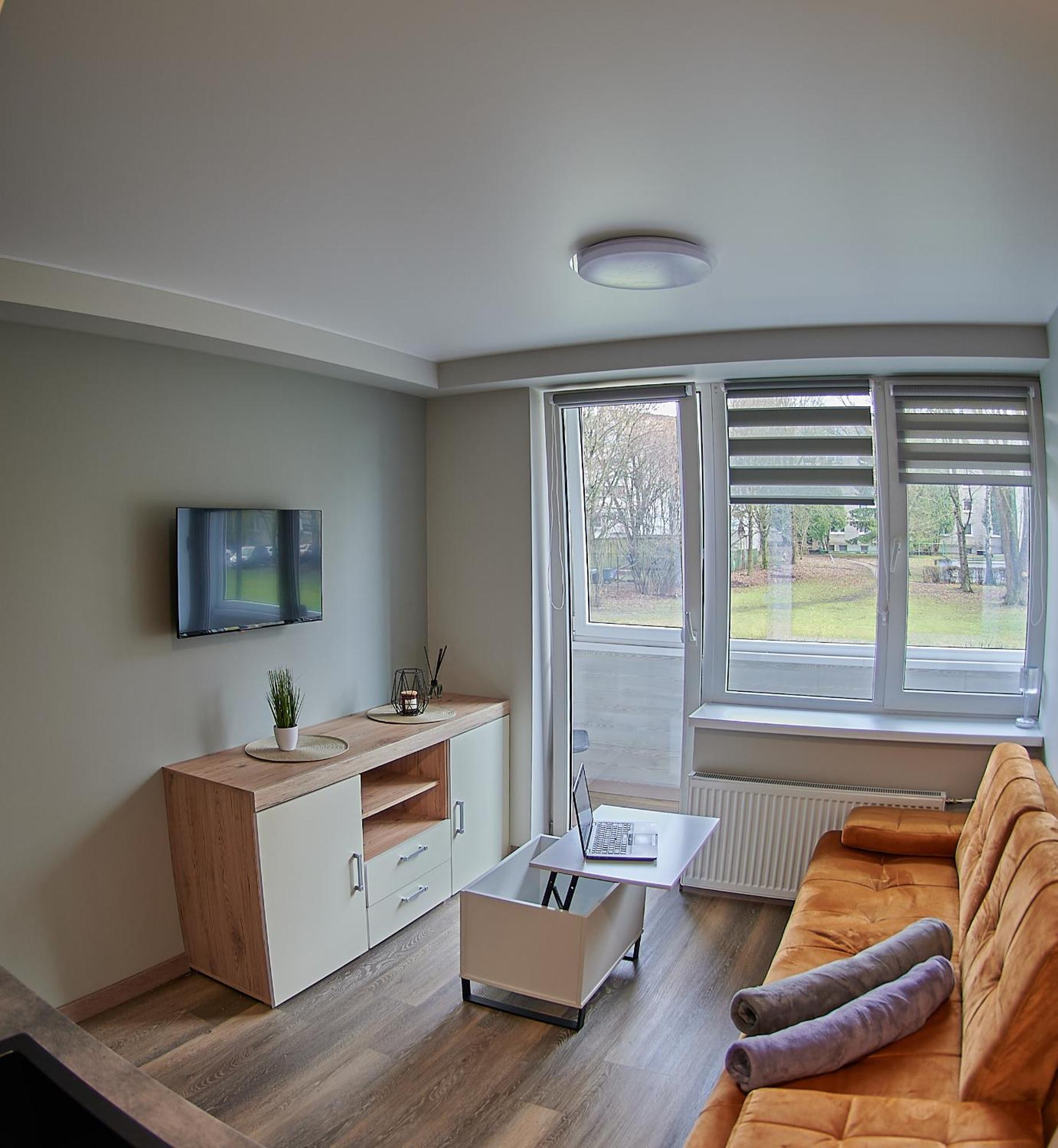 Studio Cozy Visit, Balcony, 24H Self Check-In, First Floor, Great Location كاوناس المظهر الخارجي الصورة